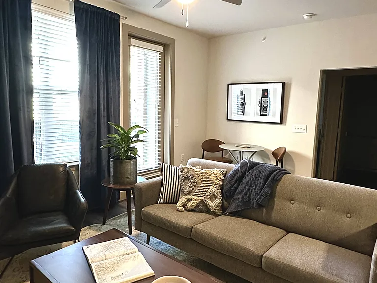 One Preston Station — Photo 45