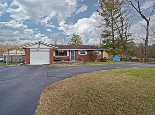 5572 Corwin Rd, Waynesville, OH 45068