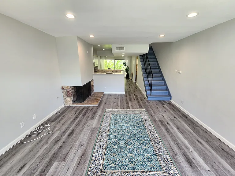 12744 Moorpark St #3 — Photo 28