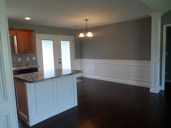 4th image of 117 Saddlebrook Dr