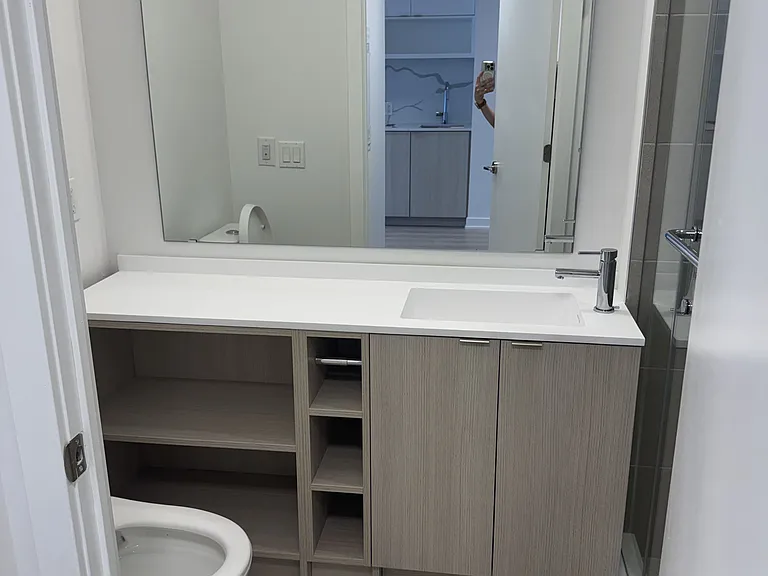 100 Queen St E #1102 — Photo 12