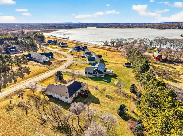 N7351 Ptarmigan DRIVE, Pardeeville, WI 53954