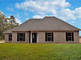 248 Credeur Rd, Pineville, LA 71360