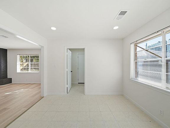 5th image of 7230 Bayou Forest Dr