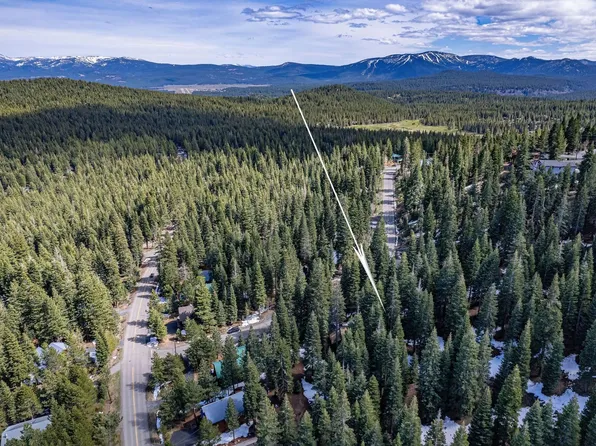 12388 Falcon Point Pl, Truckee, CA 96161