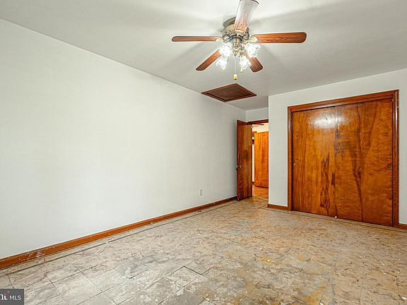 18th image of 1249 Braddock Rd