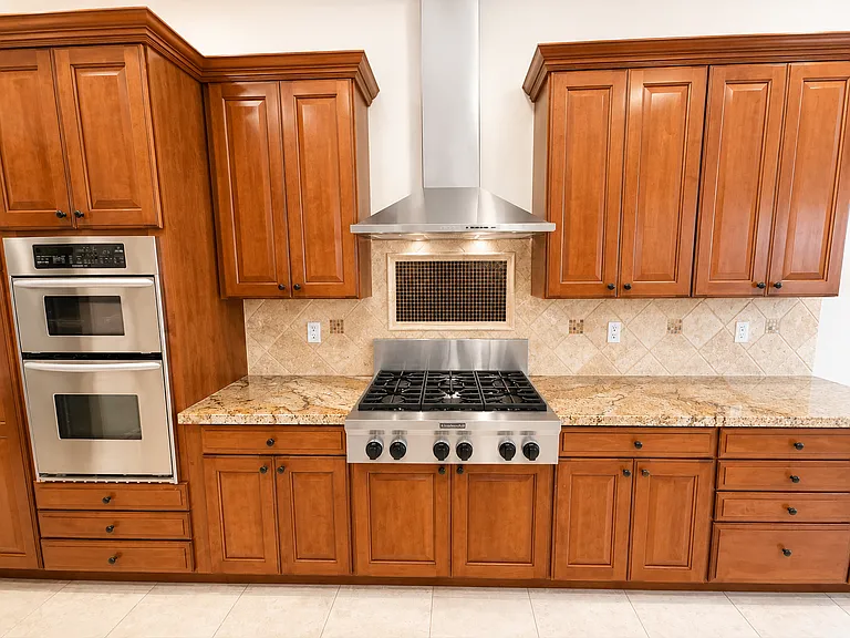 111 W Missouri Ave — Photo 11