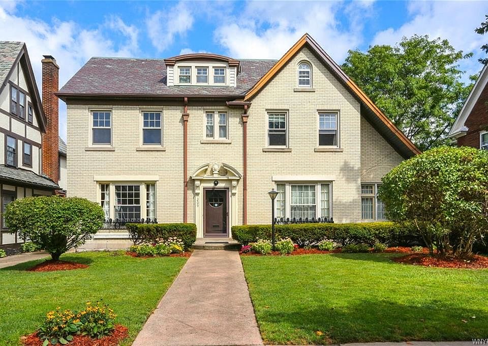 1st image of 209 Woodbridge Ave