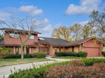 3933 Raintree Ln, Northbrook, IL, 60062