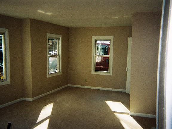 2nd image of 506 Forest Glen Dr