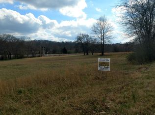 1 W Trace Ck Rd, Waverly, TN 37185