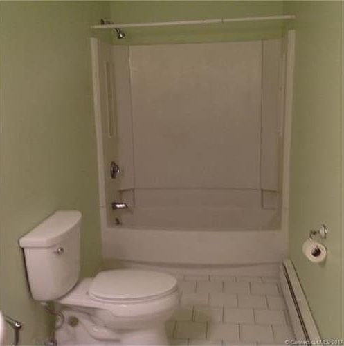 2nd image of 200 Franklin Ave