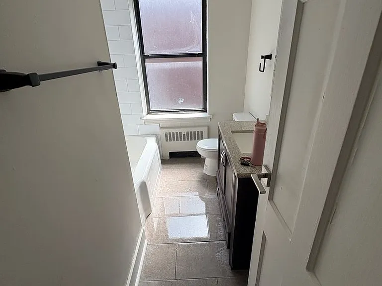 Renovated Studios, 1, & 2 bed apartments! — Photo 17