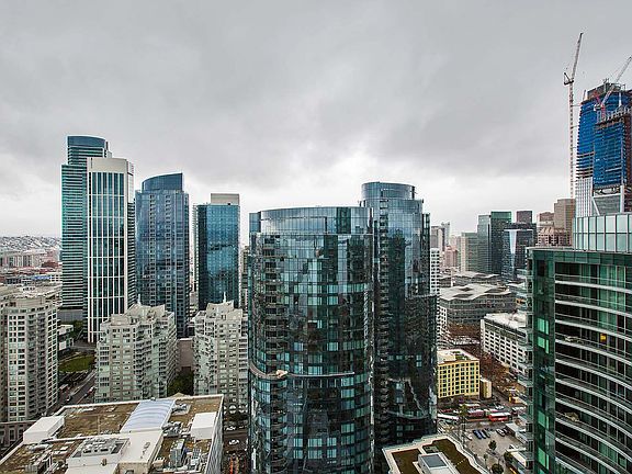5th image of 338 Spear St Unit 39D