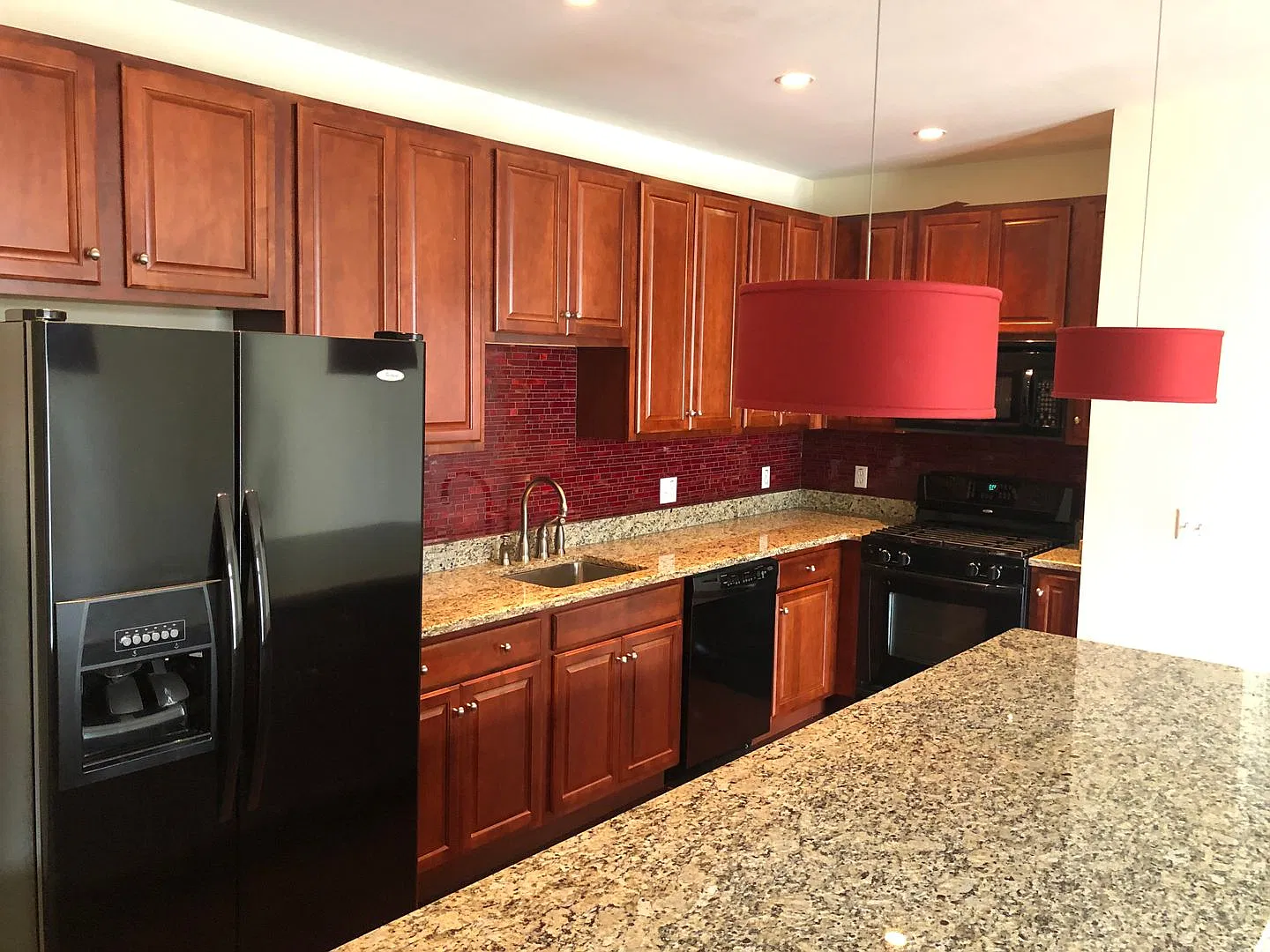 Beautiful Conshohocken 1 Bedroom 1 bath Condo at The Grande for rent $1975/month — Photo 2