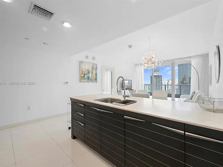 200 Biscayne Boulevard Way #4314 — Photo 5