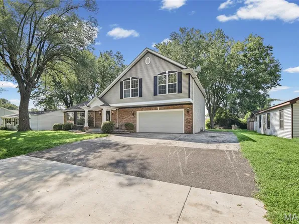 210 Stites Ave, Fairview Heights, IL 62208