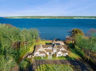 40 Forest Dr, Sands Point, NY 11050