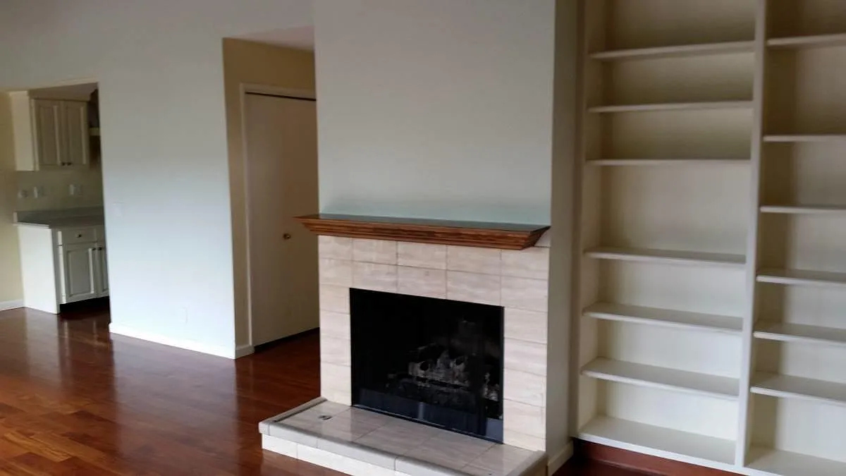 3 bed, 1570 sqft, $4,300 — Photo 2