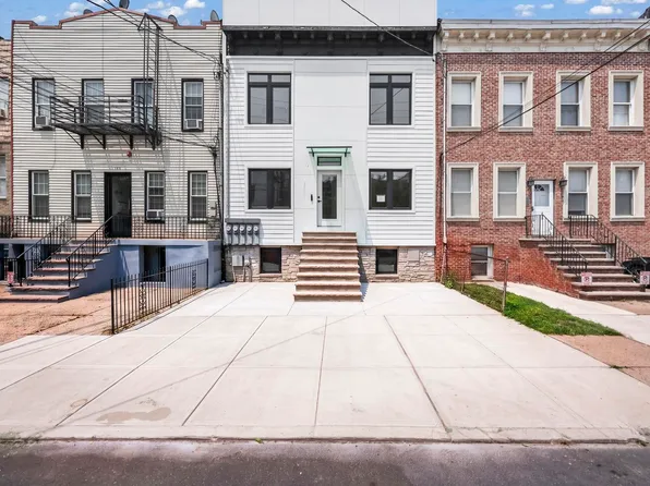 291 New York Avenue image 1 of 20