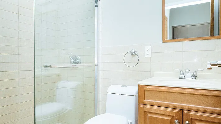 Rented by Nooklyn NYC LLC | media 14