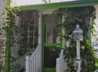 472 Wood St, Dunedin, FL 34698