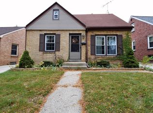 164 N 79th St, Milwaukee, WI 53213