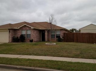 5832 River Ridge Dr, Haltom City, TX 76137