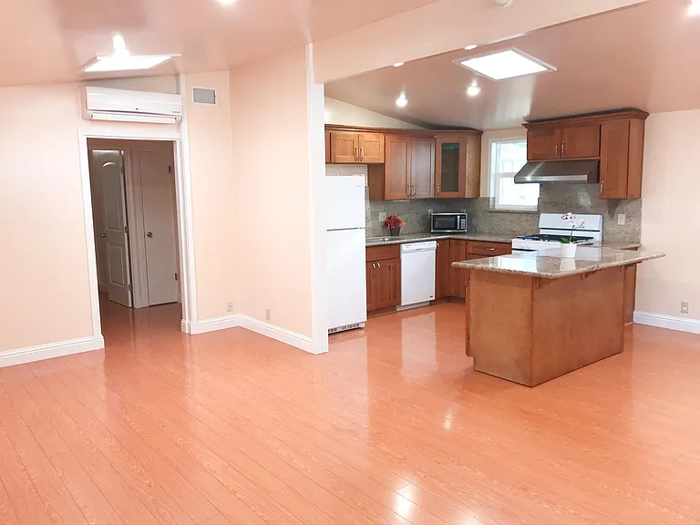 10590 Culbertson Dr — Photo 1