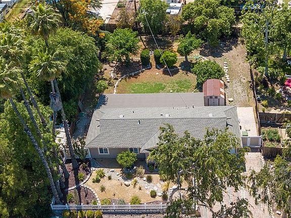 3rd image of 2525 Avenue De Las Plantas