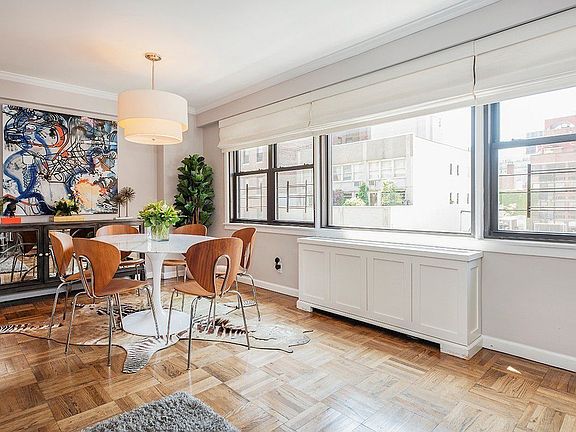 3rd image of 201 E 77th St APT 5F