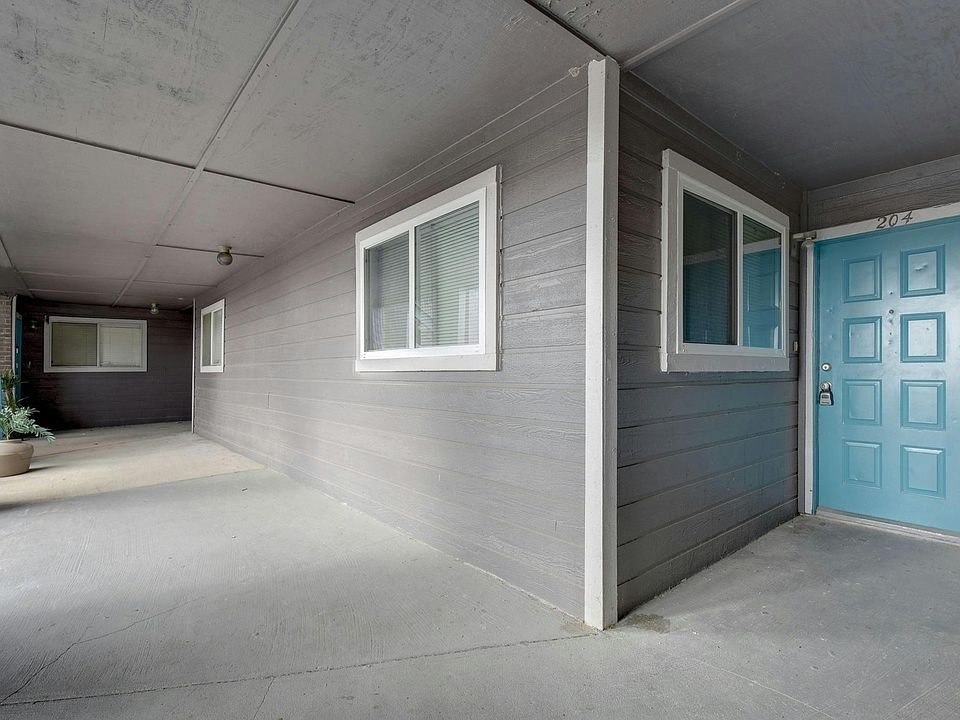 1st image of 1840 Burton Dr APT 204