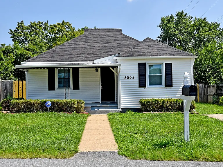 8002 Shelley Dr — Photo 28