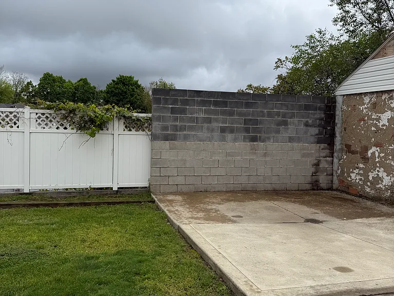 5708 Phillips Ave — Photo 20