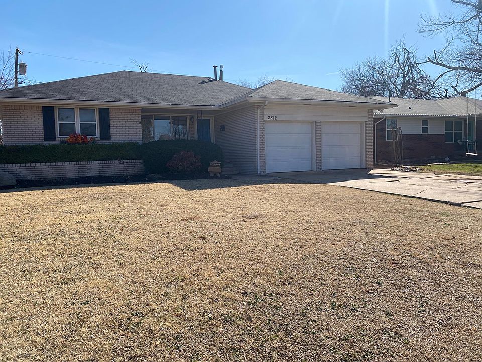 1st image of 2812 Lakeside Dr