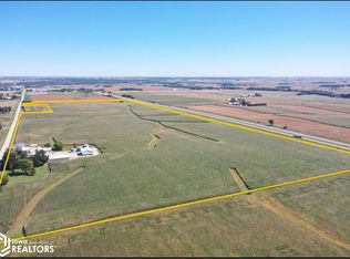 220th St, Manchester, IA 52057