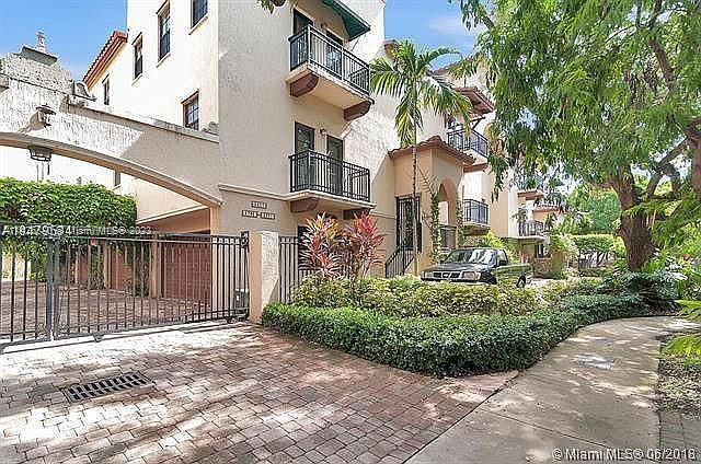 1st image of 2807 Coconut Ave #2807