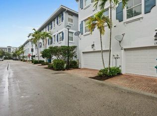 1358 Via De Pepi, Boynton Beach, FL 33426