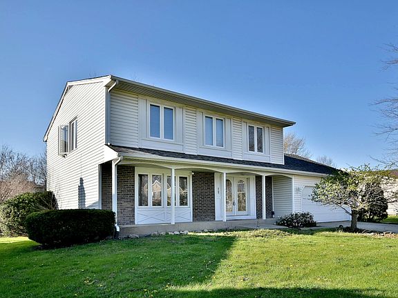 3rd image of 110 S Garden Ave