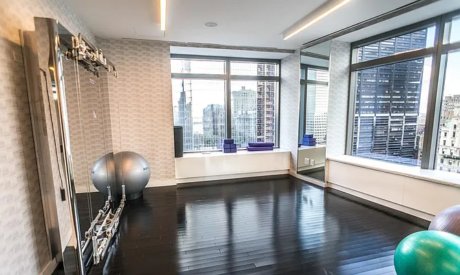 Rented by Keller Williams NYC | media 61