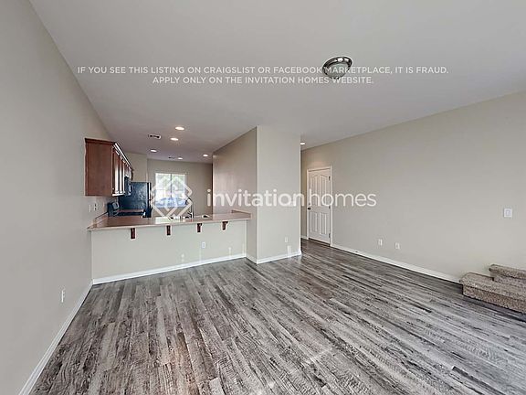 4th image of 10430 Masons Creek St