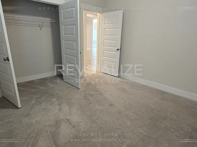 1730 Grouse St — Photo 22
