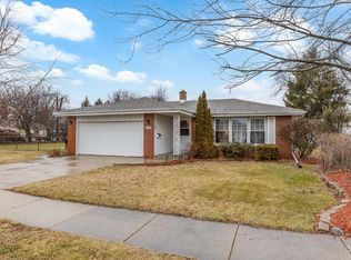 2808 Norwood Dr, Racine, WI 53403