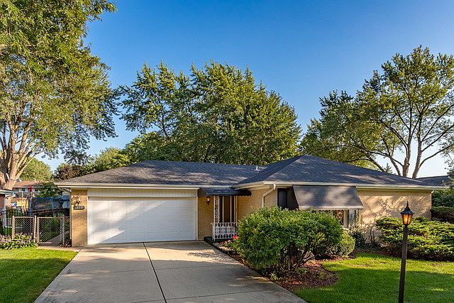 1st image of 117 Lela Ln