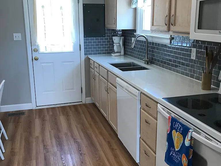 207 E Toledo Ave — Photo 10