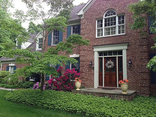 1st image of 5853 University Ct