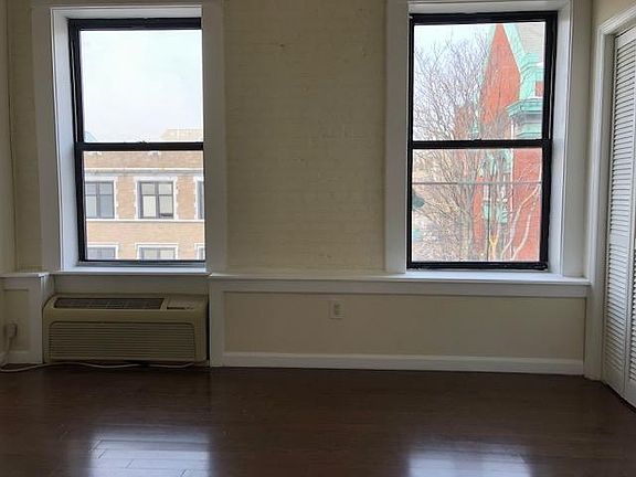 2nd image of 14 Park St #P2