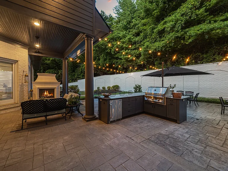 937 Travelers Ct — Photo 73