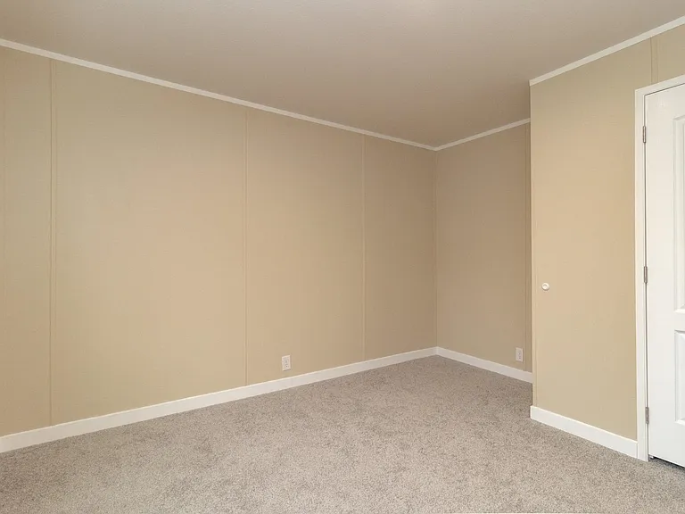 840 W 1st St #10 — Photo 17