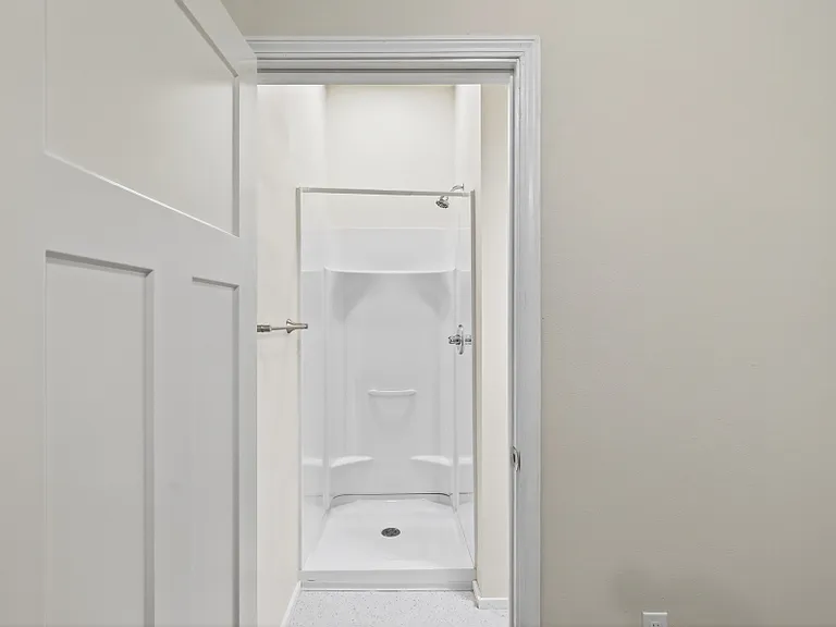 310 E Main St #3 — Photo 4